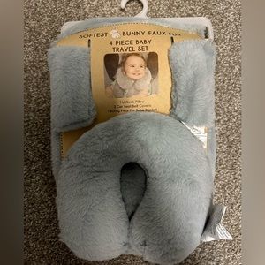 Baby travel set! Blanket, neck pillow, NWT